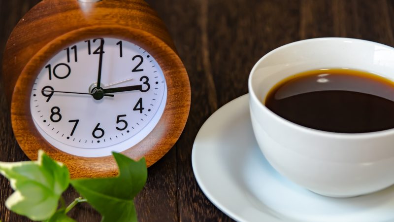 【飲食店コンサル社員が語る】ダーツ導入で滞在時間と売上をアップさせる方法